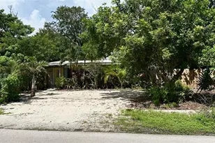 3051 SW 13th Ct, Fort Lauderdale, FL 33312 - Photo 1