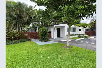 2217 NE 7th Avenue #1, Wilton Manors, FL 33305 - Photo 1