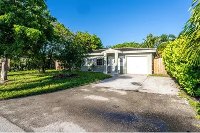 4581 NE 3rd Avenue, Fort Lauderdale, FL 33334 - Photo 1