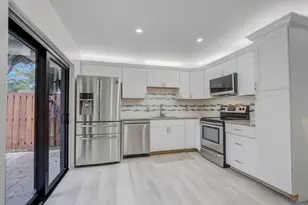 730 7th Ln, Palm Beach Gardens, FL 33418 - Photo 1