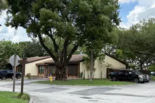 2201 Buttonwood Ave, Pembroke Pines, FL 33026 - Photo 1