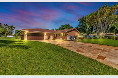 9903 NW 19th Street, Coral Springs, FL 33071 - Photo 1