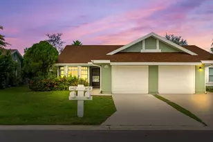 1482 SE Larkwood Cir, Port Saint Lucie, FL 34952 - Photo 1