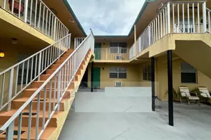 622 NE 14th Ave, Fort Lauderdale, FL 33304 - Photo 1