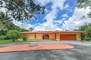 8421 Pioneer Rd, West Palm Beach, FL 33411 - Photo 1