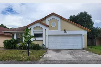 709  Holly St, North Lauderdale, FL 33068 - Photo 1