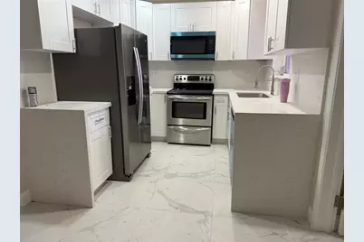 841 NW 39th St, Unit #3, Oakland Park, FL 33309 - Photo 1