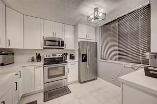 8592 W Sunrise Blvd, Plantation, FL 33322 - Photo 1