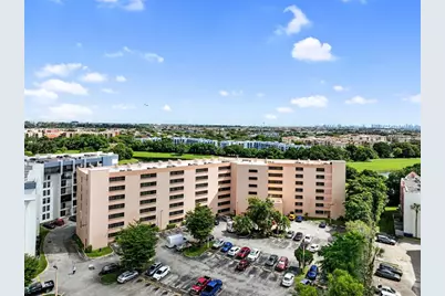 9688  Fontainebleau Blvd, Unit #610, Miami, FL 33172 - Photo 1