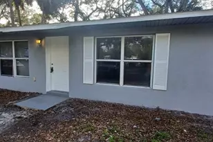 1410 SE 7th St, Okeechobee, FL 34974 - Photo 1