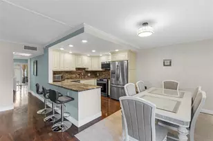 2065 Lyndhurst N, Deerfield Beach, FL 33442 - Photo 1