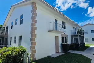 104 SE 10th St, Deerfield Beach, FL 33441 - Photo 1