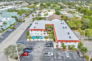 2201 NE 36th St, Lighthouse Point, FL 33064 - Photo 1