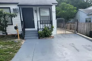 910 33rd St, West Palm Beach, FL 33407 - Photo 1