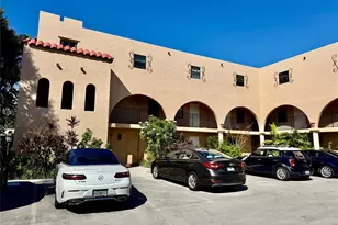 905 NE 28th St, Wilton Manors, FL 33334 - Photo 1