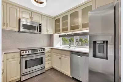 884 SE 19th Ave, Deerfield Beach, FL 33441 - Photo 1