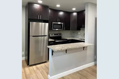 2016 NE 17th Ct, Unit #7, Fort Lauderdale, FL 33305 - Photo 1