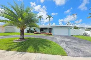 341 SE 6th Ave, Pompano Beach, FL 33060 - Photo 1