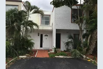 264  Sunshine Dr, Coconut Creek, FL 33066 - Photo 1