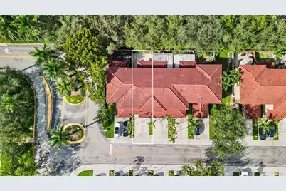 7923 N Southwood Cir, Davie, FL 33328 - Photo 1