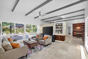 2625 NE 16th Ave, Wilton Manors, FL 33334 - Photo 1