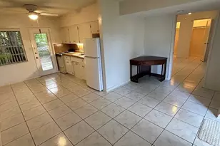 704 SE 16th St, Fort Lauderdale, FL 33316 - Photo 1