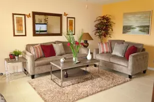 385 Markham R, Deerfield Beach, FL 33442 - Photo 1