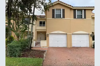 11232 NW 54th Terrace, Doral, FL 33178 - Photo 1