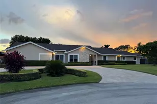 15210 SW 163 St, Miami, FL 33187 - Photo 1