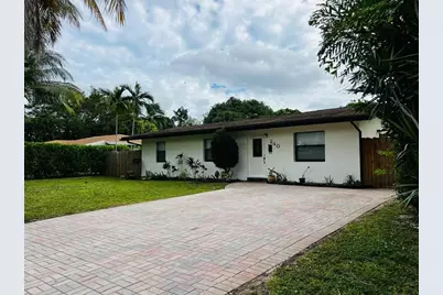 240 NW 36th St, Oakland Park, FL 33309 - Photo 1