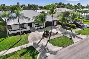 340 Oregon Ln, Boca Raton, FL 33487 - Photo 1