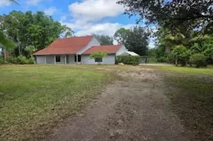 15395 N 99th St, West Palm Beach, FL 33412 - Photo 1