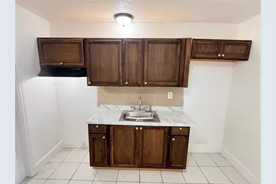 181 NW 28th Ter, Fort Lauderdale, FL 33313 - Photo 1