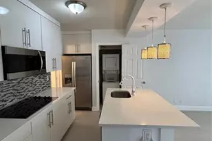 916 NE 15th Ave, Fort Lauderdale, FL 33304 - Photo 1