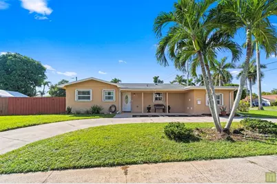 4450 NW 10th St, Coconut Creek, FL 33066 - Photo 1