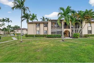 426  Pine Glen Ln, Unit #C2, Greenacres, FL 33463 - Photo 1