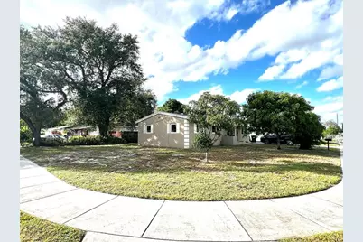 17130 NW 29th Pl, Miami Gardens, FL 33056 - Photo 1