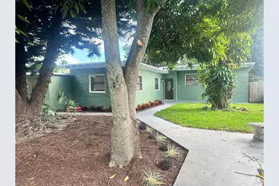 260  NW 106th St, Miami, FL 33150 - Photo 1