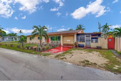 2458  Plunkett St, Hollywood, FL 33020 - Photo 1