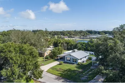 306 30th Avenue, Vero Beach, FL 32968 - Photo 1
