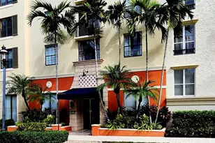 720 S Sapodilla Ave, West Palm Beach, FL 33401 - Photo 1