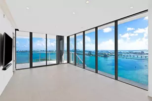 700 NE 24th St, Miami, FL 33137 - Photo 1