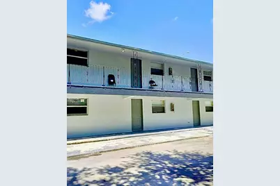 113 NW 27th Ave, Unit #8, Fort Lauderdale, FL 33311 - Photo 1