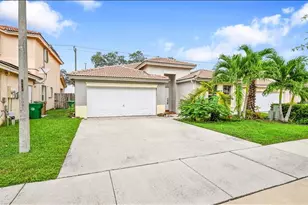 13761 N Garden Cove Circle, Davie, FL 33325 - Photo 1
