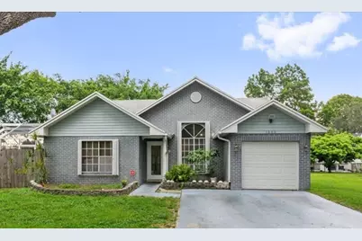 1600 SW 87th Avenue, Pembroke Pines, FL 33025 - Photo 1