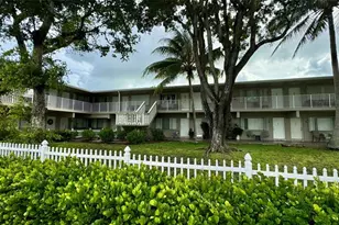 344 SE 11th Ave, Pompano Beach, FL 33064 - Photo 1