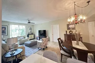 630 S Sapodilla Ave, West Palm Beach, FL 33401 - Photo 1