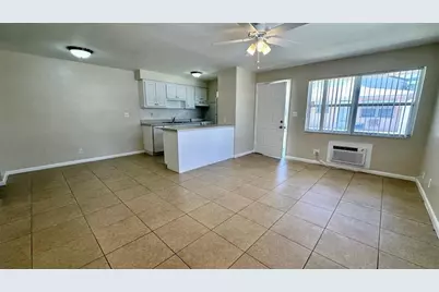 1930 NE 4th St, Unit #1, Deerfield Beach, FL 33441 - Photo 1