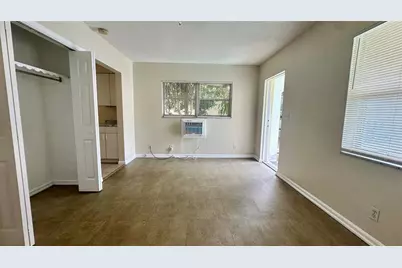 1973 NE 4th St, Unit #6, Deerfield Beach, FL 33441 - Photo 1