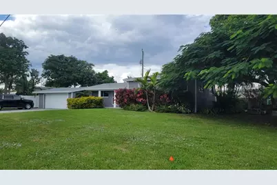 1421 SE 10th St, Deerfield Beach, FL 33441 - Photo 1